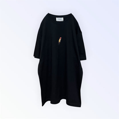 -口紅- Tシャツ